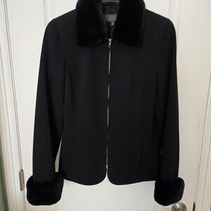 Elegant Black Women's Jacket with Faux Fur Trim